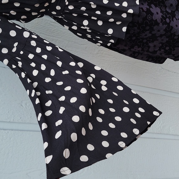 VICI B/W Crepe PolkaDot Blouse sz M - Picture 2 of 10